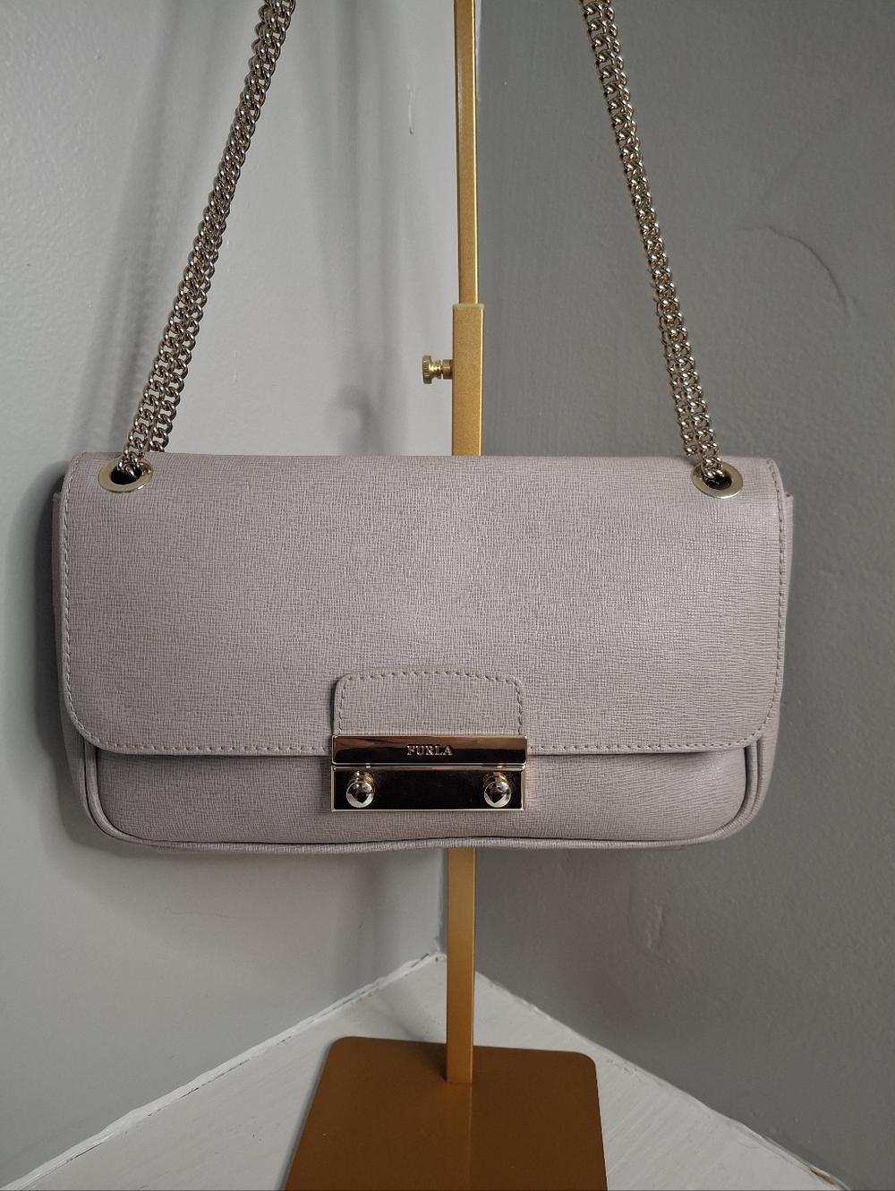 Furla Metropolis Shoulder Bag Gray Saffiano Leather Chain Strap EUC